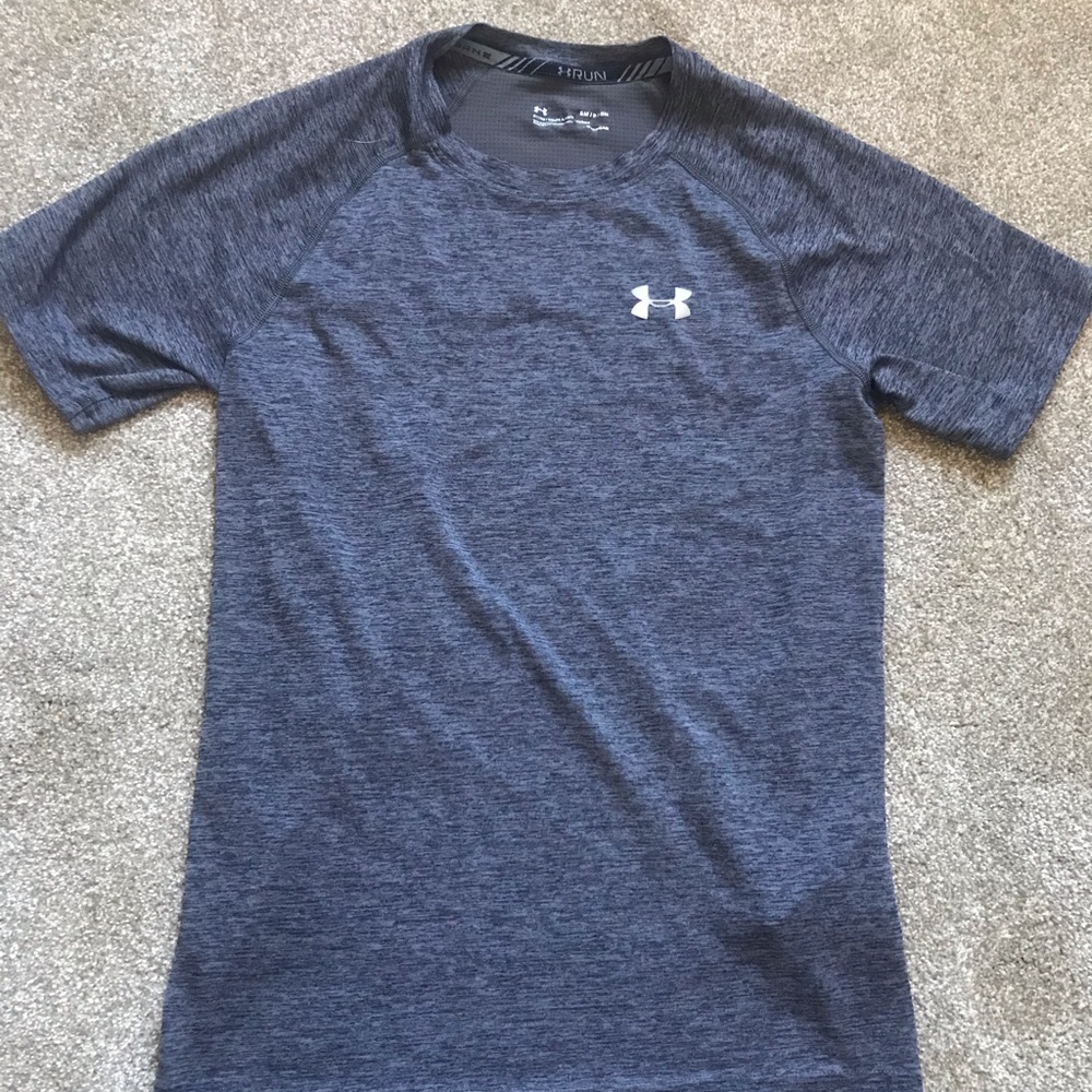 Men’s Small Under Armour Fitted Running Tech Top